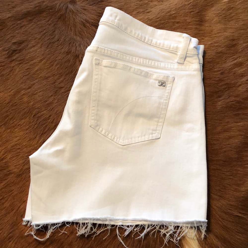 Joe’s jeans shorts white cut off style size 31